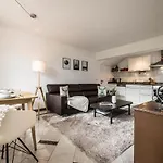 Daire View4two / Chalet-apartment Zillertal