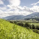 Daire View4two / Chalet-apartment Zillertal
